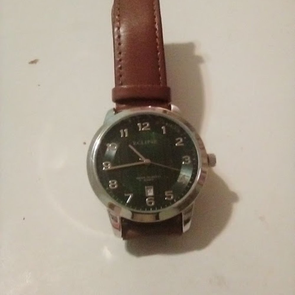 Mens Watch 'Eclipse Quartz'Water resistant NWOT